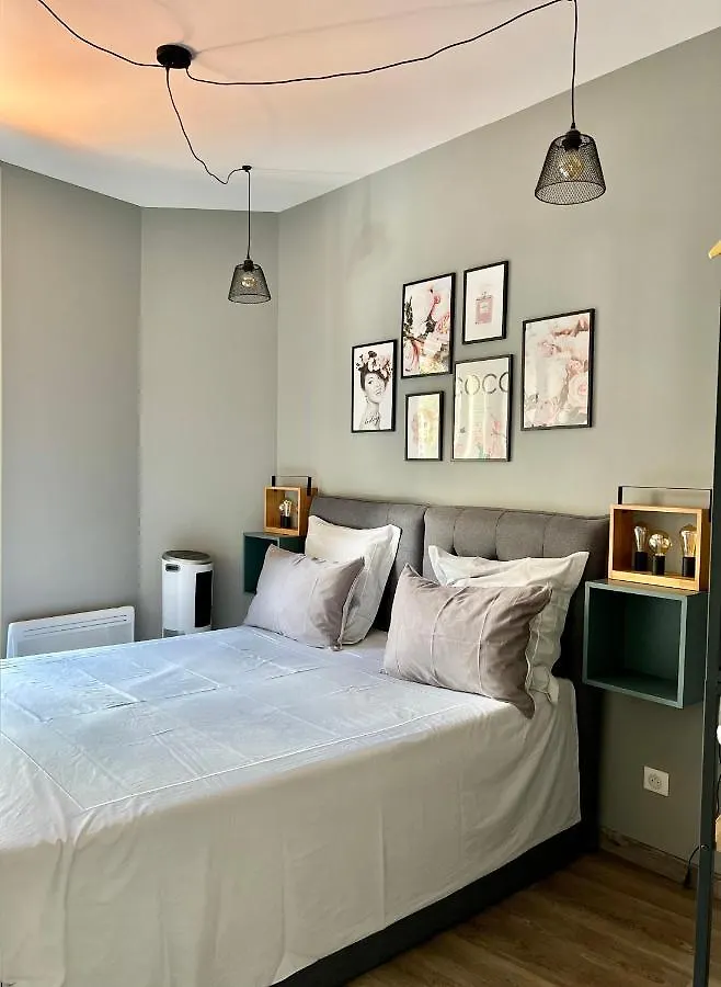 3 Pieces De Reve A Menton Apartment